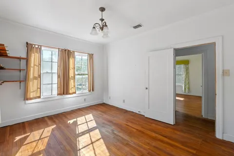 $650,000 | 810 East 45th Street, Austin, TX 78751