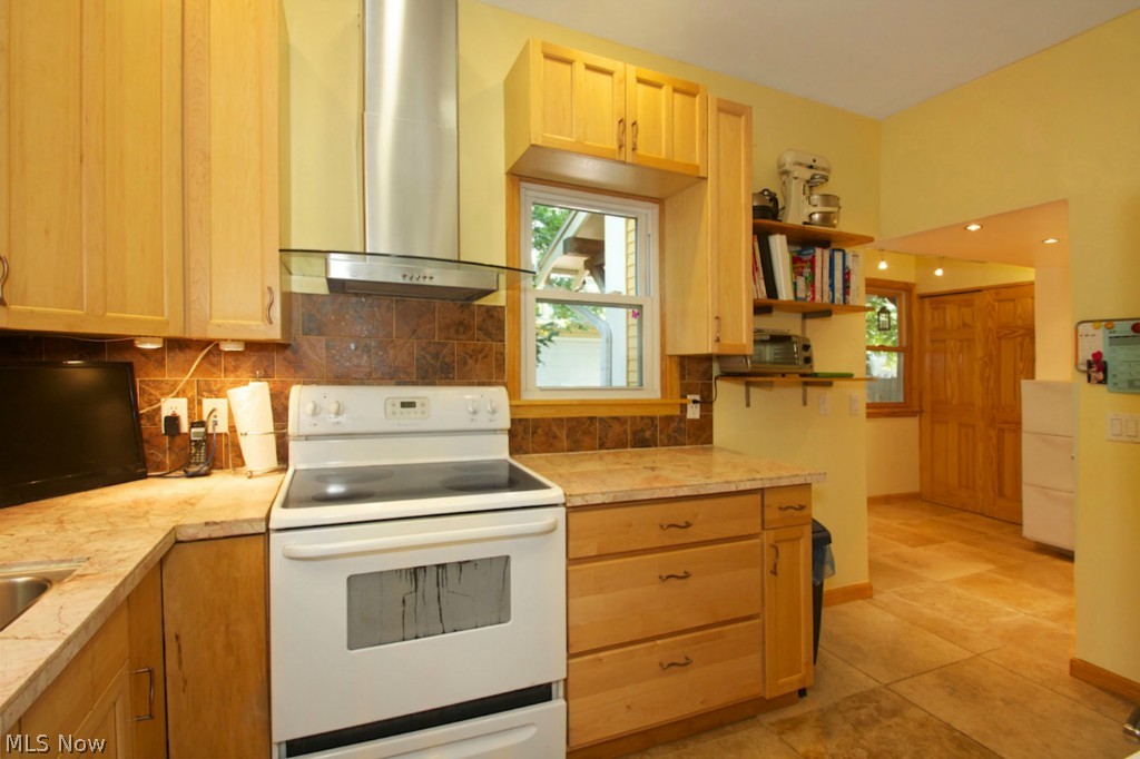 3198 Oak Road Cleveland, OH 44118 - Photo 9 of 25