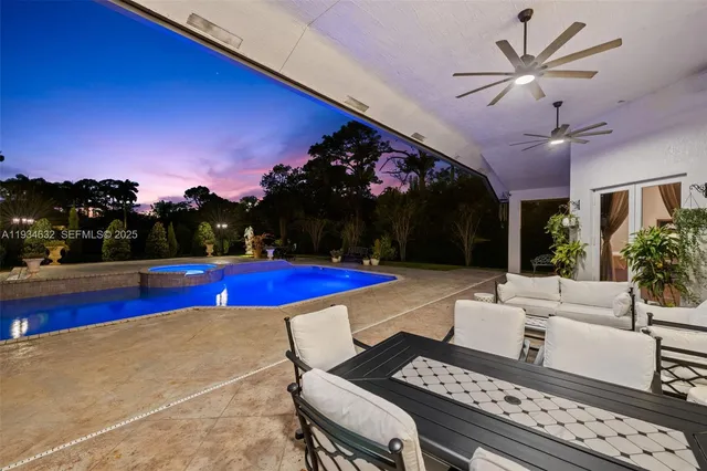 a view of a outdoor space