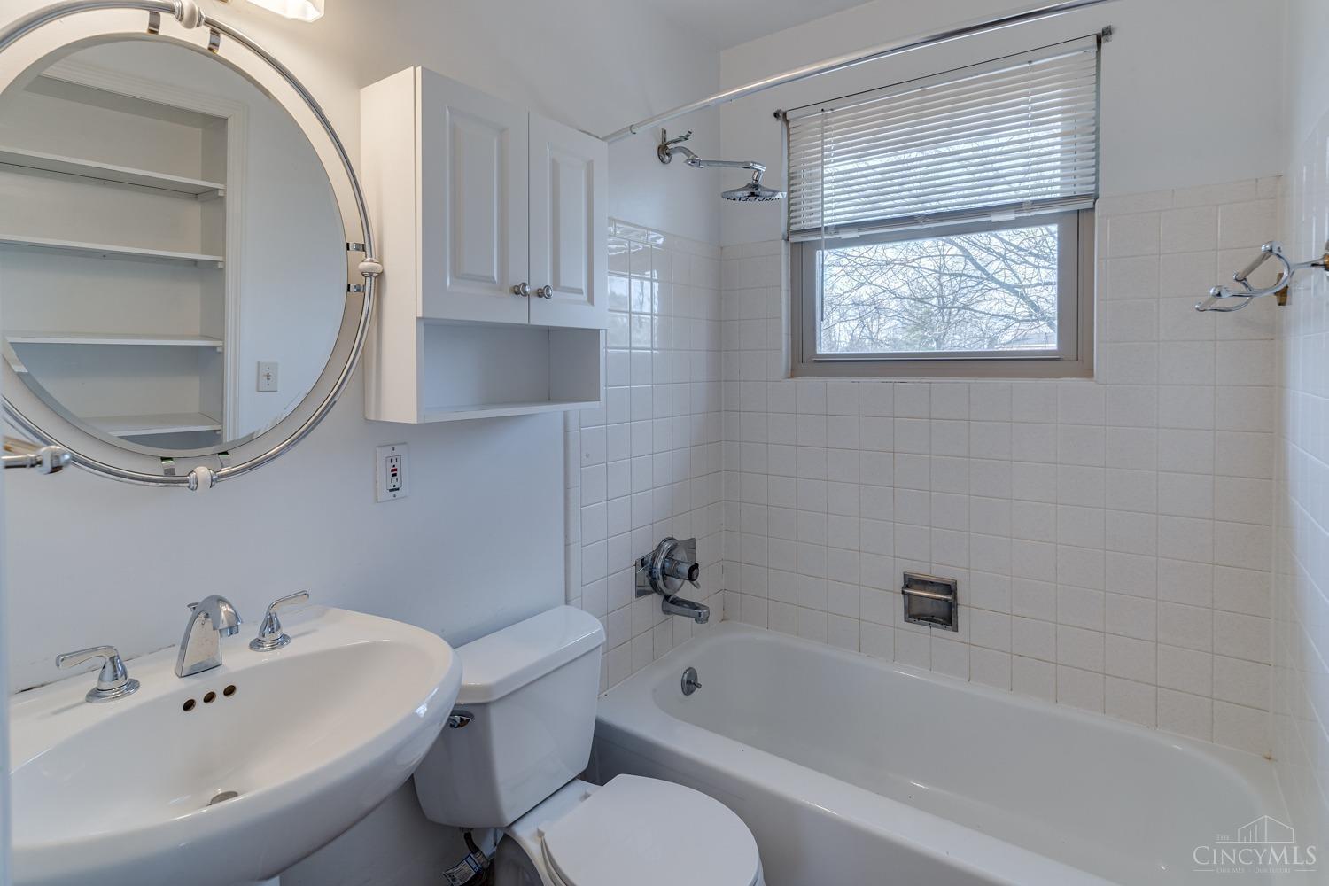 2701 Ebenezer Road Cincinnati, OH 45233 - Photo 27 of 49