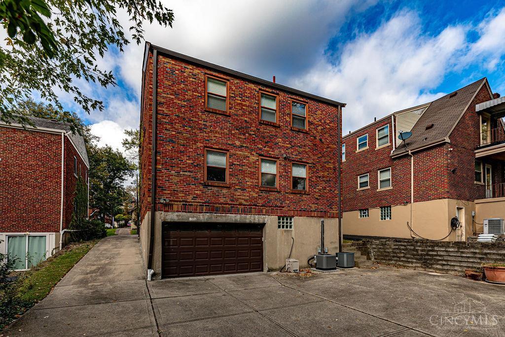1054 Rutledge Avenue Cincinnati, OH 45205 - Photo 32 of 34 Gallery Image 32