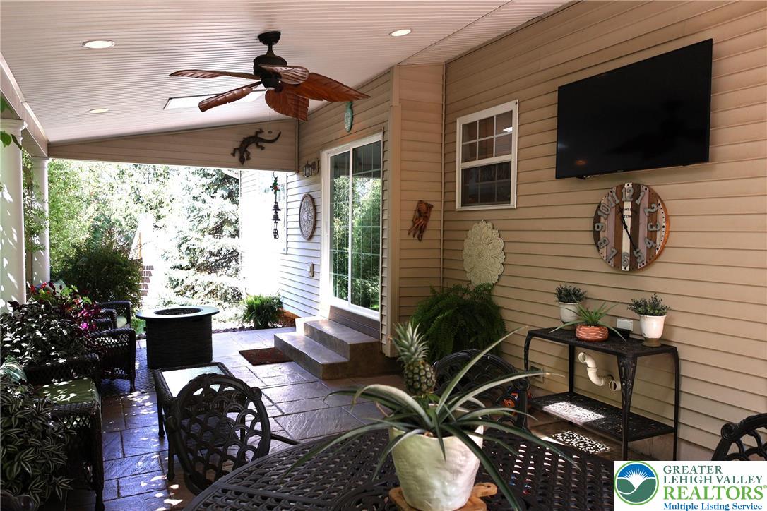 396 Anthony Drive Northampton, PA 18067 - Photo 29 of 35 a living room filled with furniture