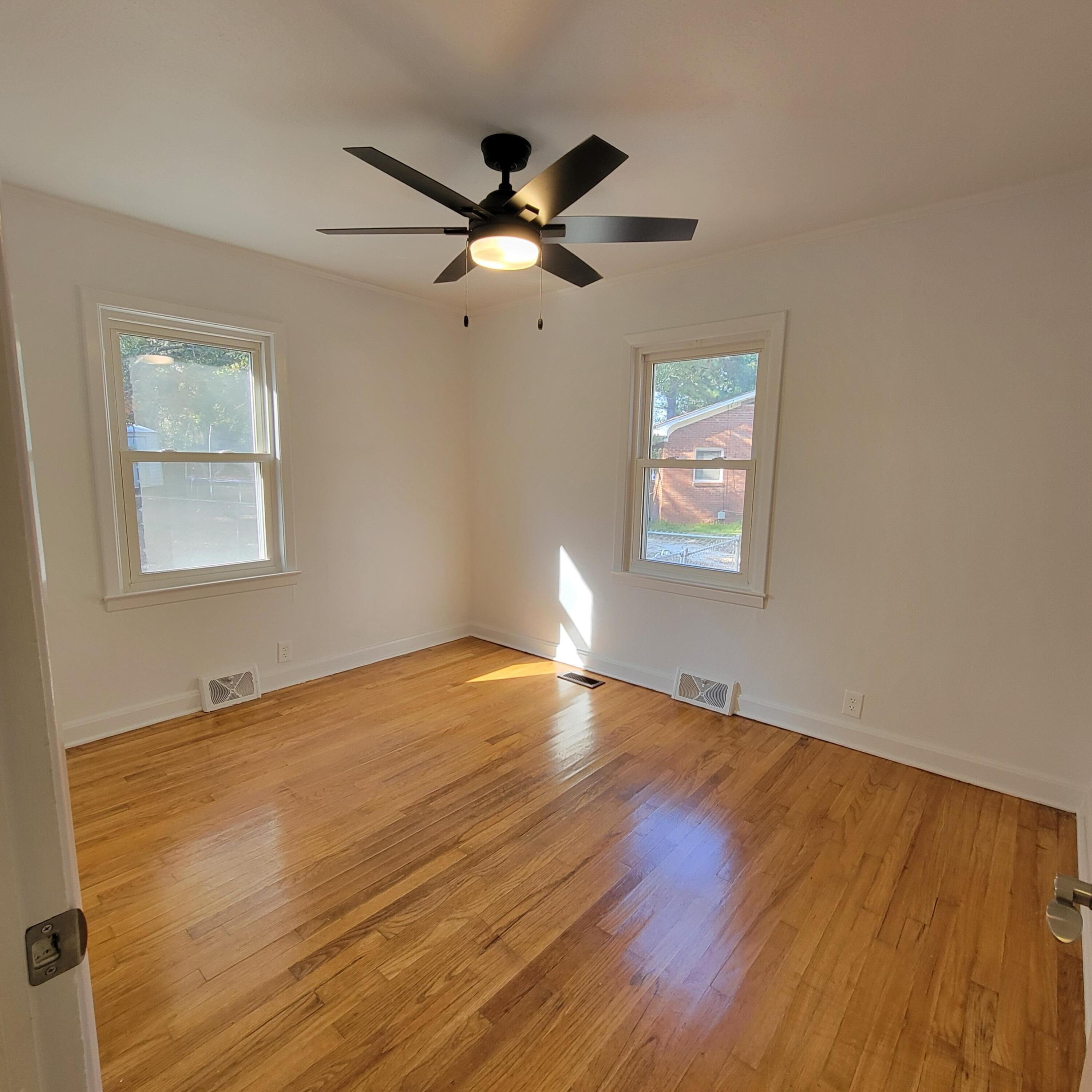 129 Virginia Avenue Barnwell, SC 29812 - Photo 12 of 27 20251119_142719