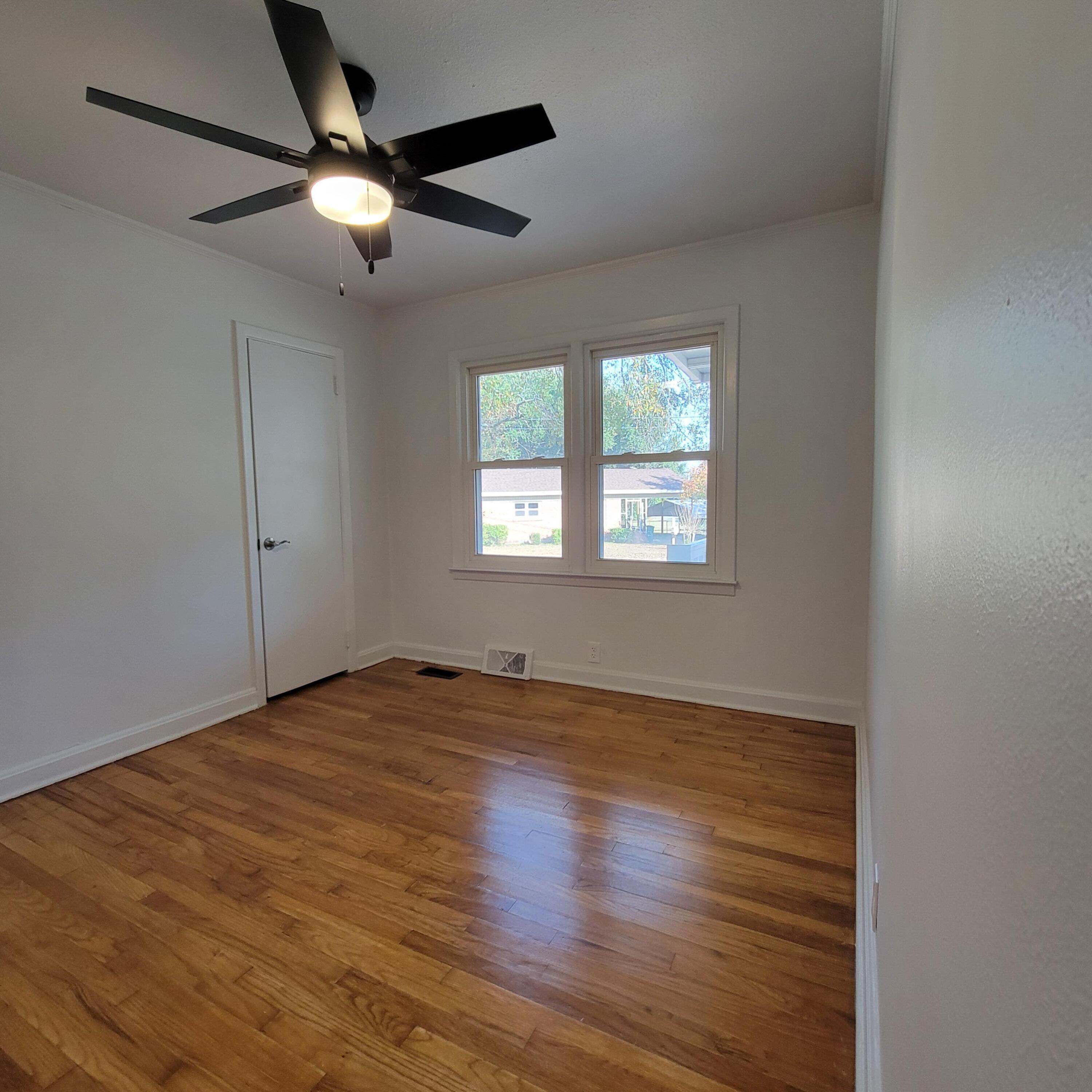 129 Virginia Avenue Barnwell, SC 29812 - Photo 18 of 27 20251119_142938