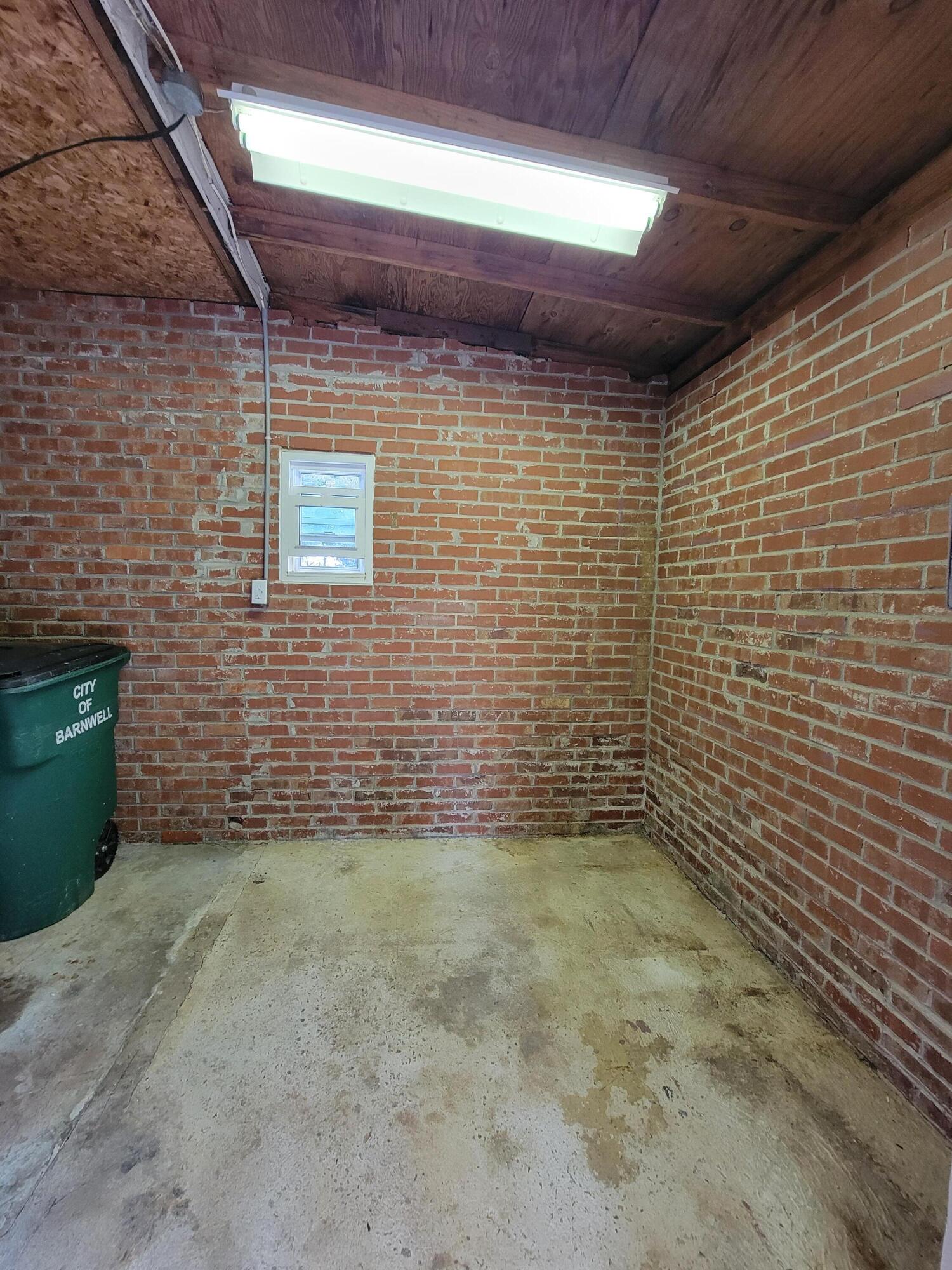 129 Virginia Avenue Barnwell, SC 29812 - Photo 24 of 27 20251119_145553