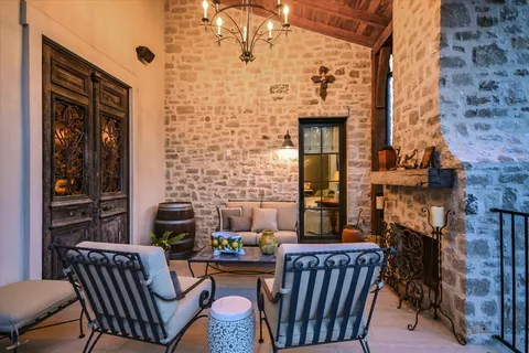 $2,997,000 | Wimberley, Texas 78676