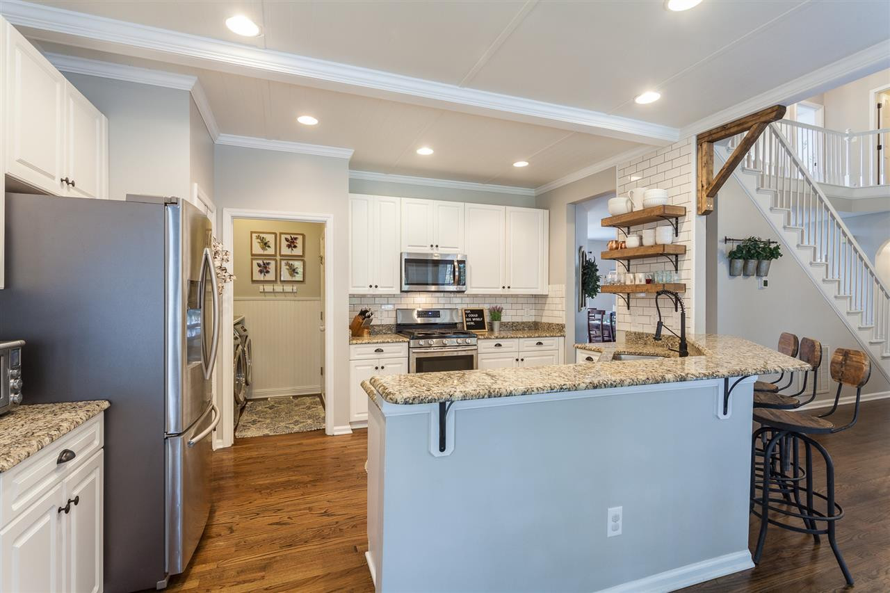 12333 Amoretto Way Raleigh, NC 27613 - Photo 12 of 30 Kitchen