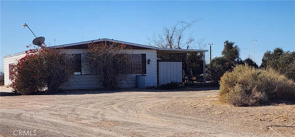 12491 Toby Lane Blythe, CA 92225 - Photo 38 of 41 a view of a house