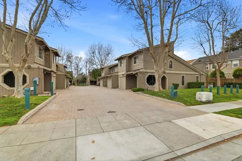 $1,098,000 | 2051 Delbarr Court, San Jose, CA 95125
