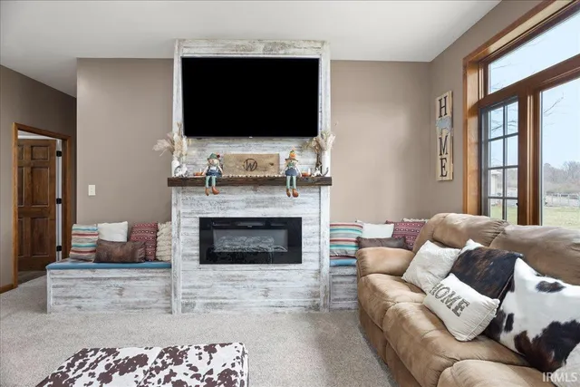 $465,000 | 6229 North 200 East, Pine Village, IN 47975