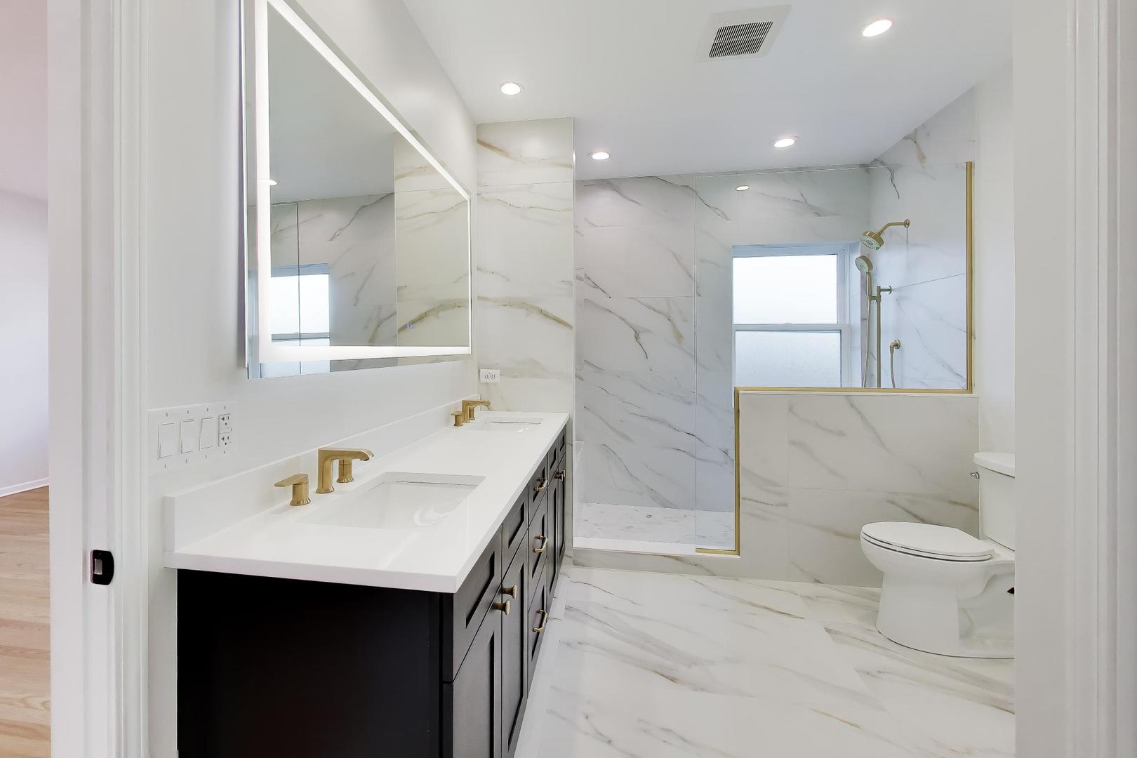 1688 Green Bay Road, Unit 404 Highland Park, IL 60035 - Photo 10 of 17