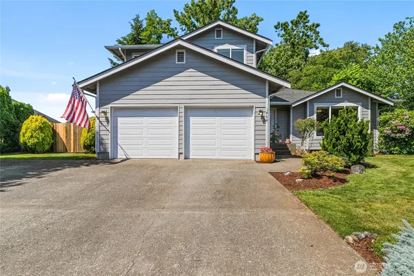 $725,000 | 1864 19th St Court, Lynden, WA 98264