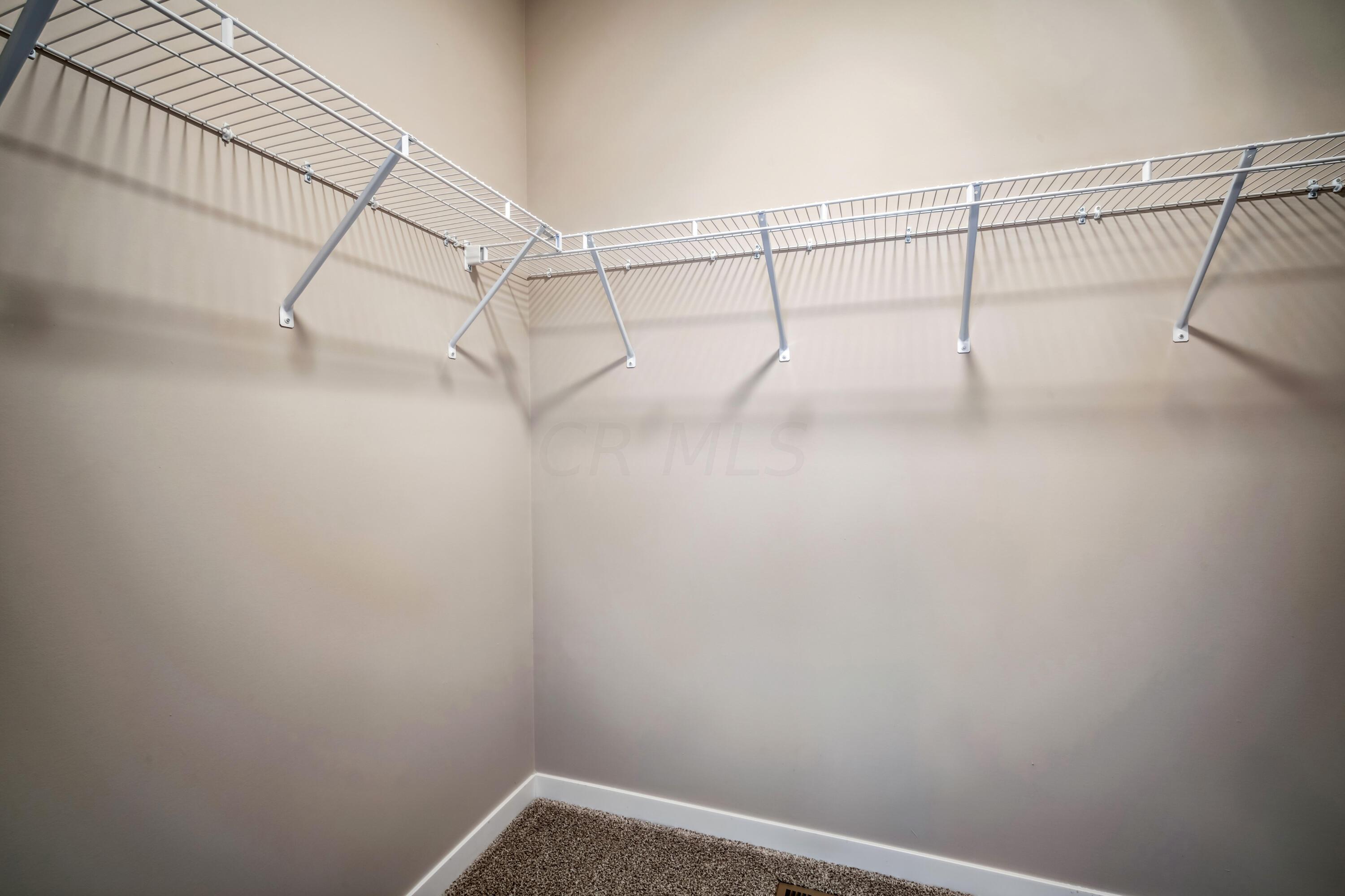 47 Chambers Bay Road Commercial Point, OH 43116 - Photo 29 of 32 Closet