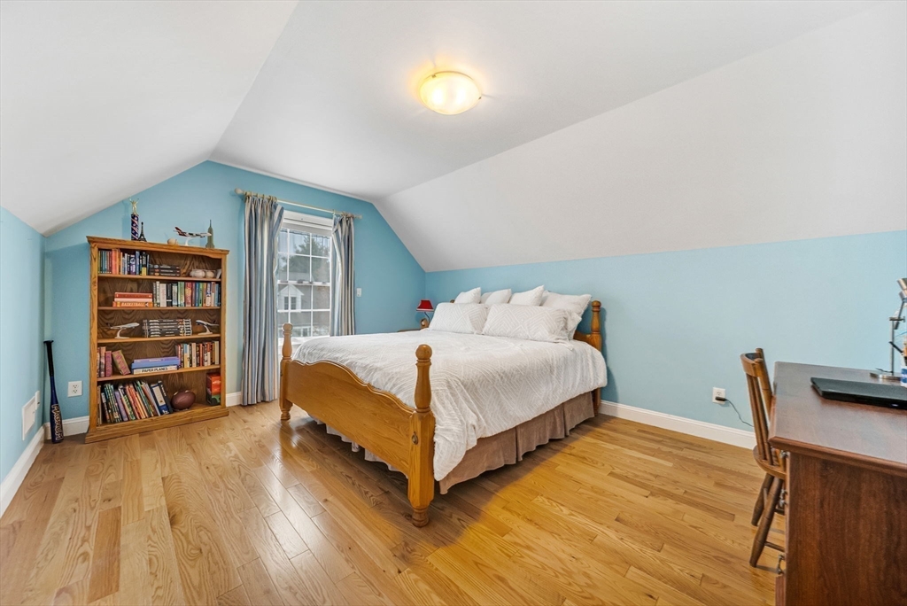 52 Longacre Road Needham, MA 02492 - Photo 28 of 36