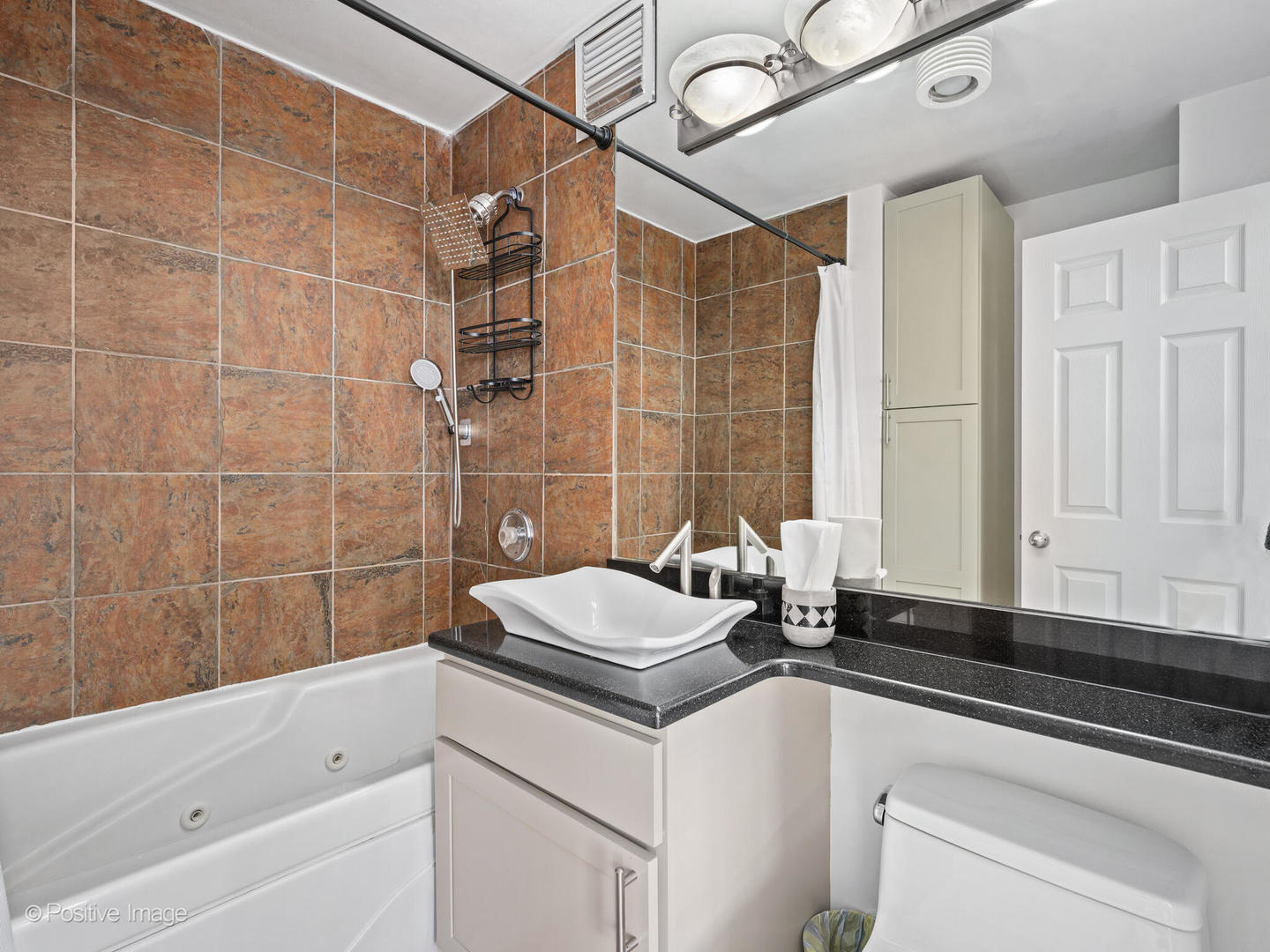 655 West Irving Park Road, Unit 5403 Chicago, IL 60613 - Photo 15 of 28 Gallery Image 15