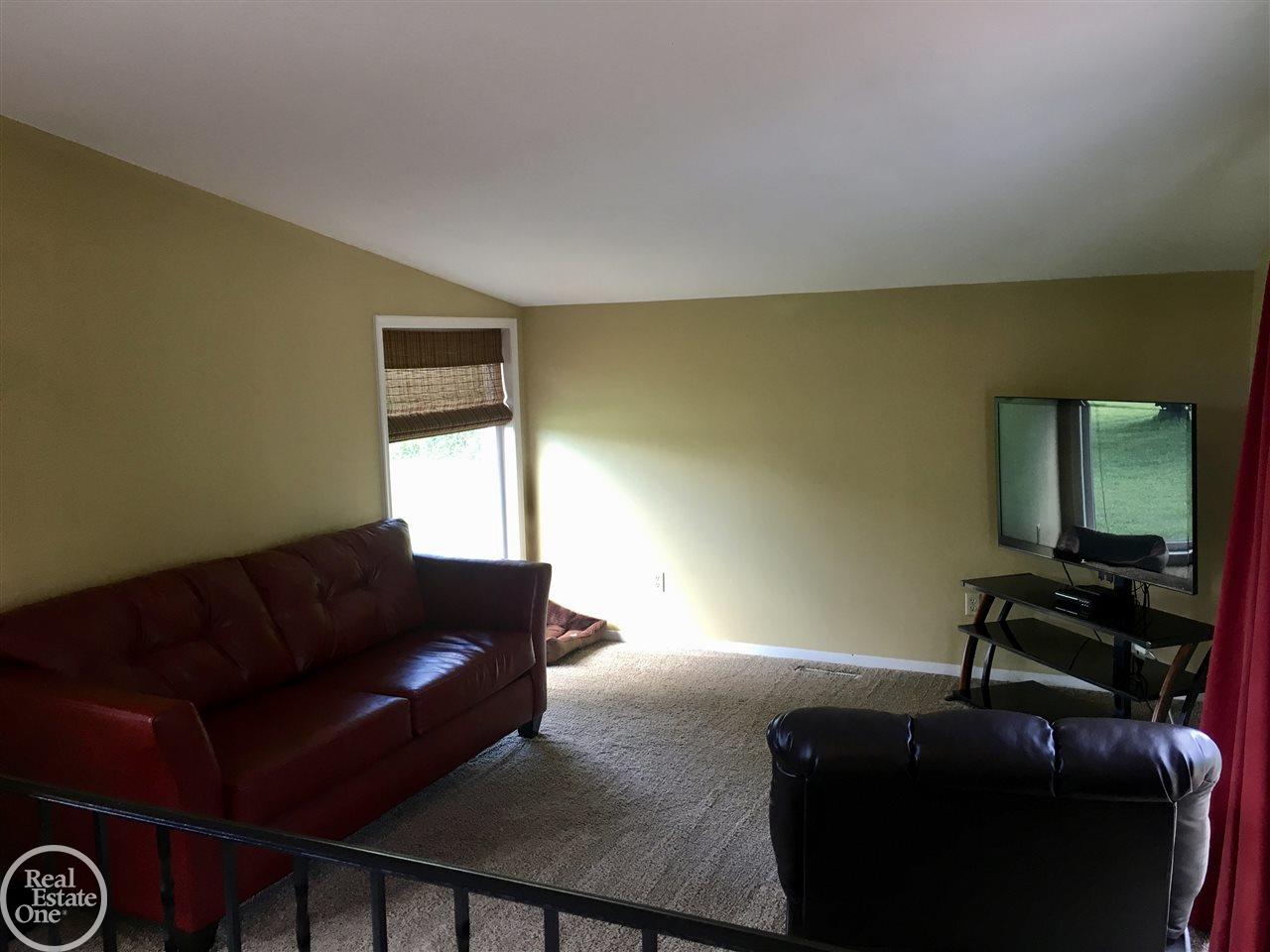 7582 Shea Road Fair Haven, MI 48023 - Photo 5 of 24