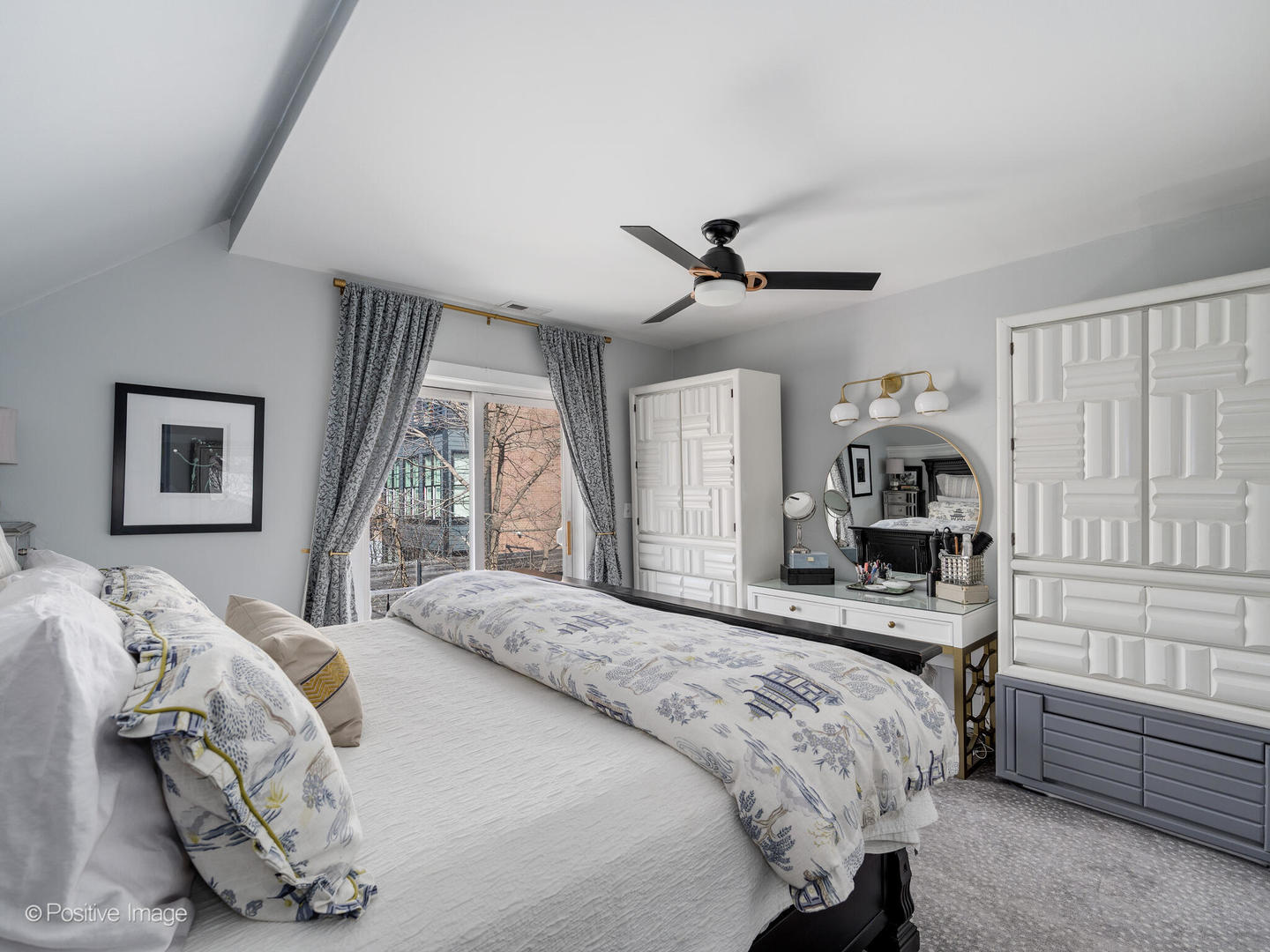 3430 North Elaine Place, Unit CH Chicago, IL 60657 - Photo 32 of 46 Gallery Image 32