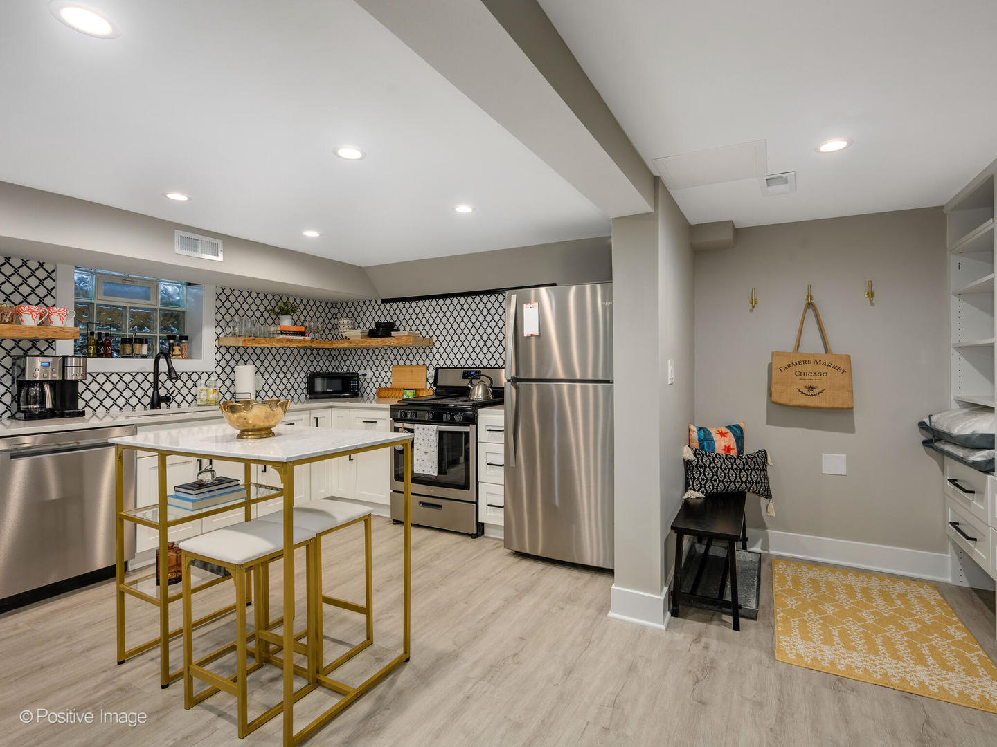 3430 North Elaine Place, Unit CH Chicago, IL 60657 - Photo 36 of 46 Gallery Image 36
