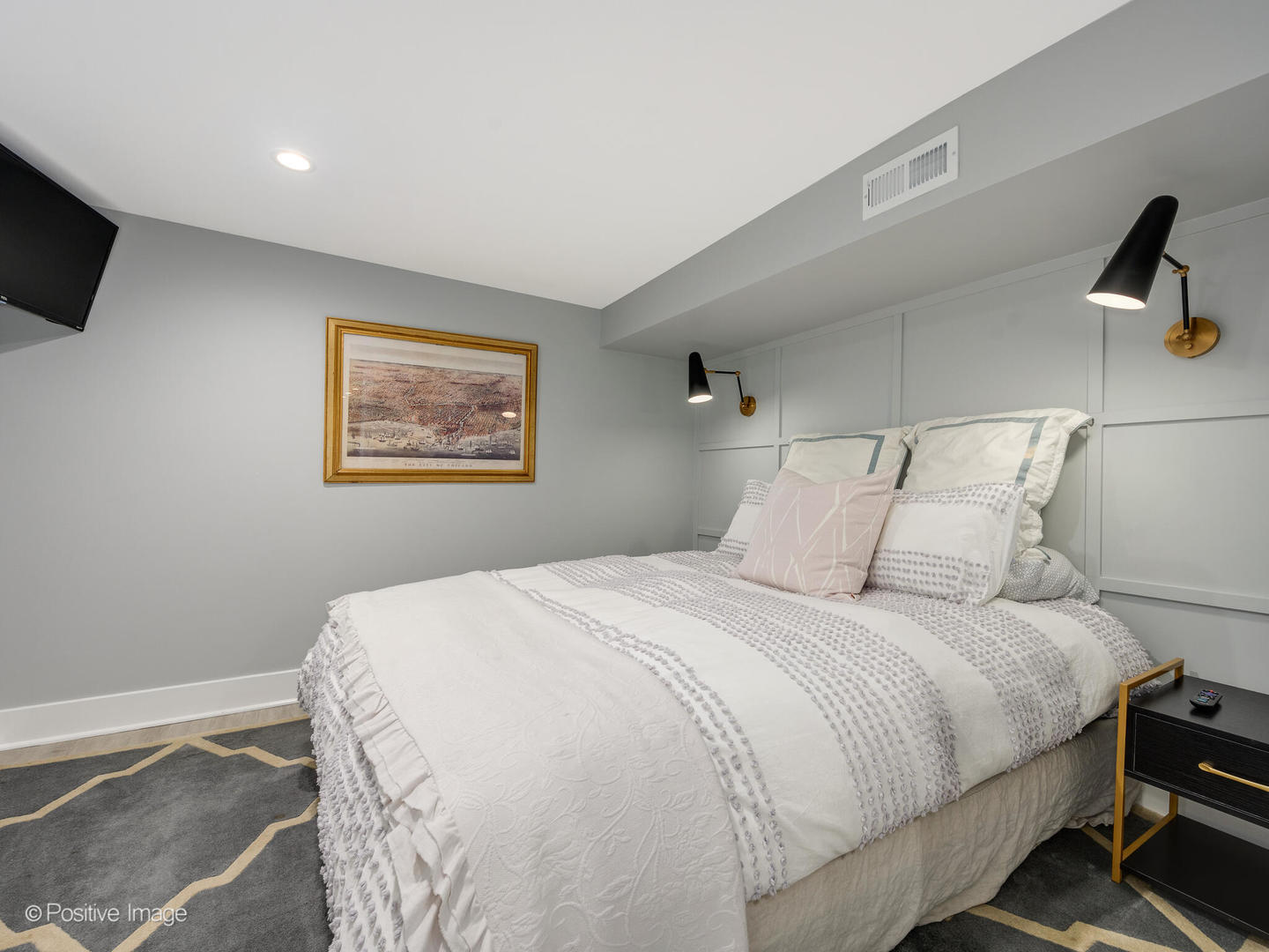 3430 North Elaine Place, Unit CH Chicago, IL 60657 - Photo 43 of 46 Gallery Image 43