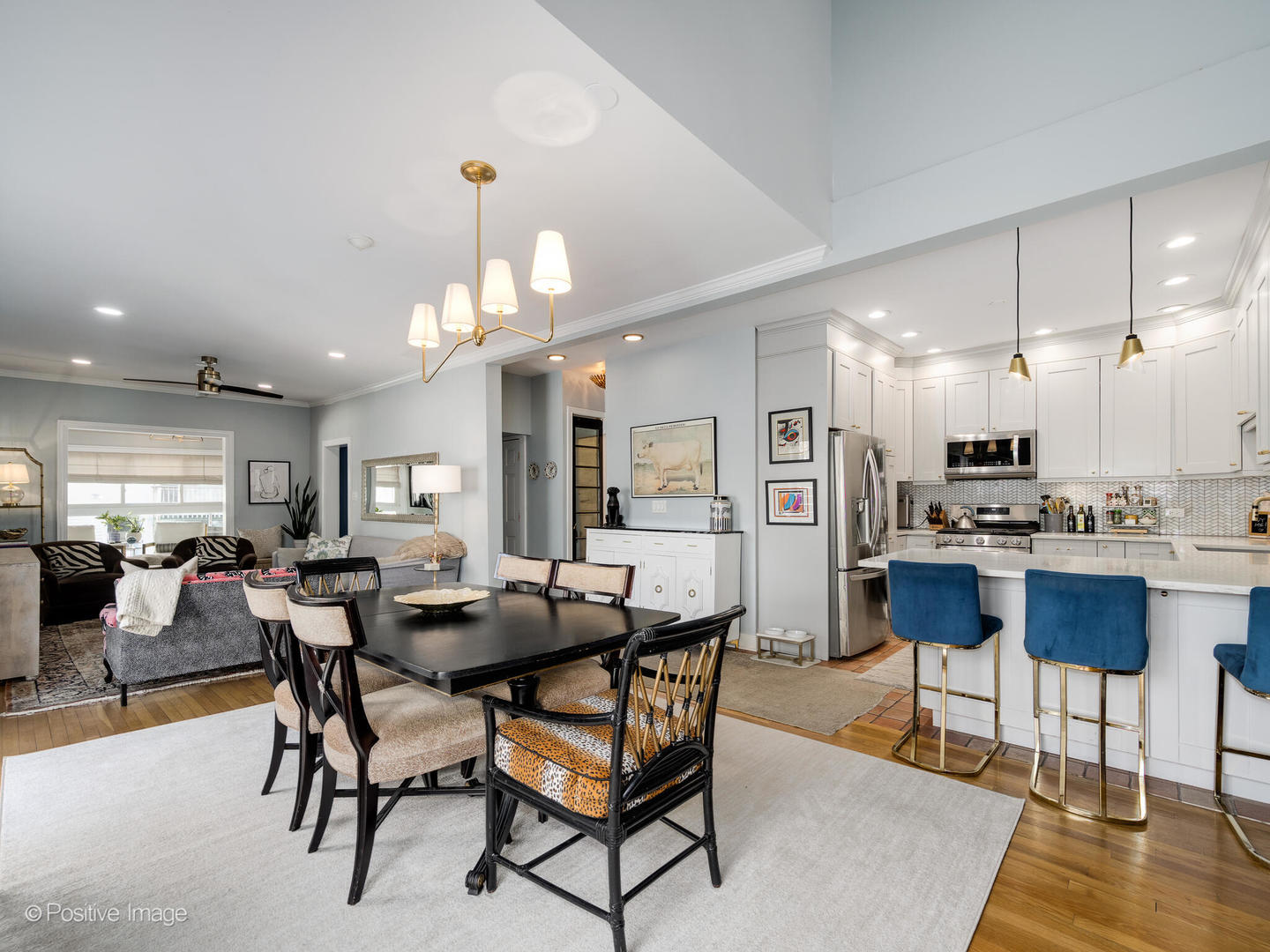 3430 North Elaine Place, Unit CH Chicago, IL 60657 - Photo 9 of 46 Gallery Image 9