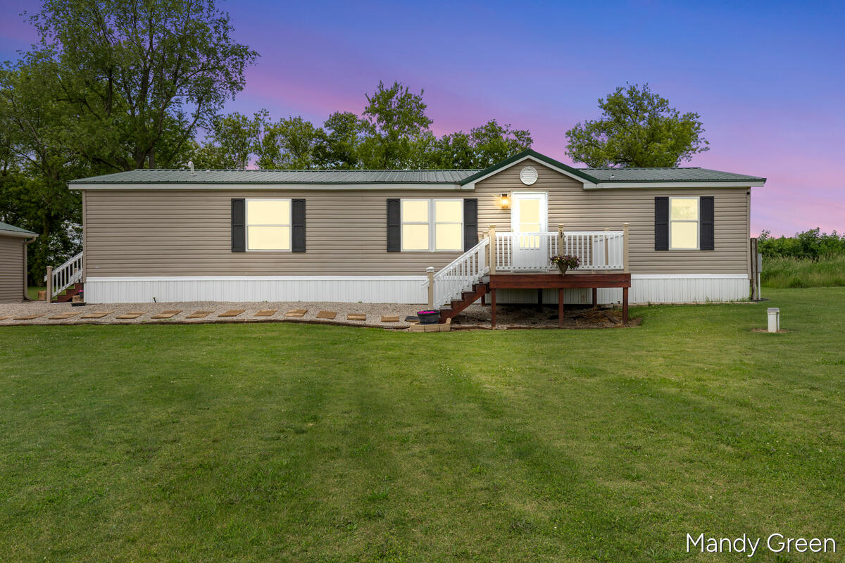 1007 Dildine Road Ionia, MI 48846 - Photo 4 of 37