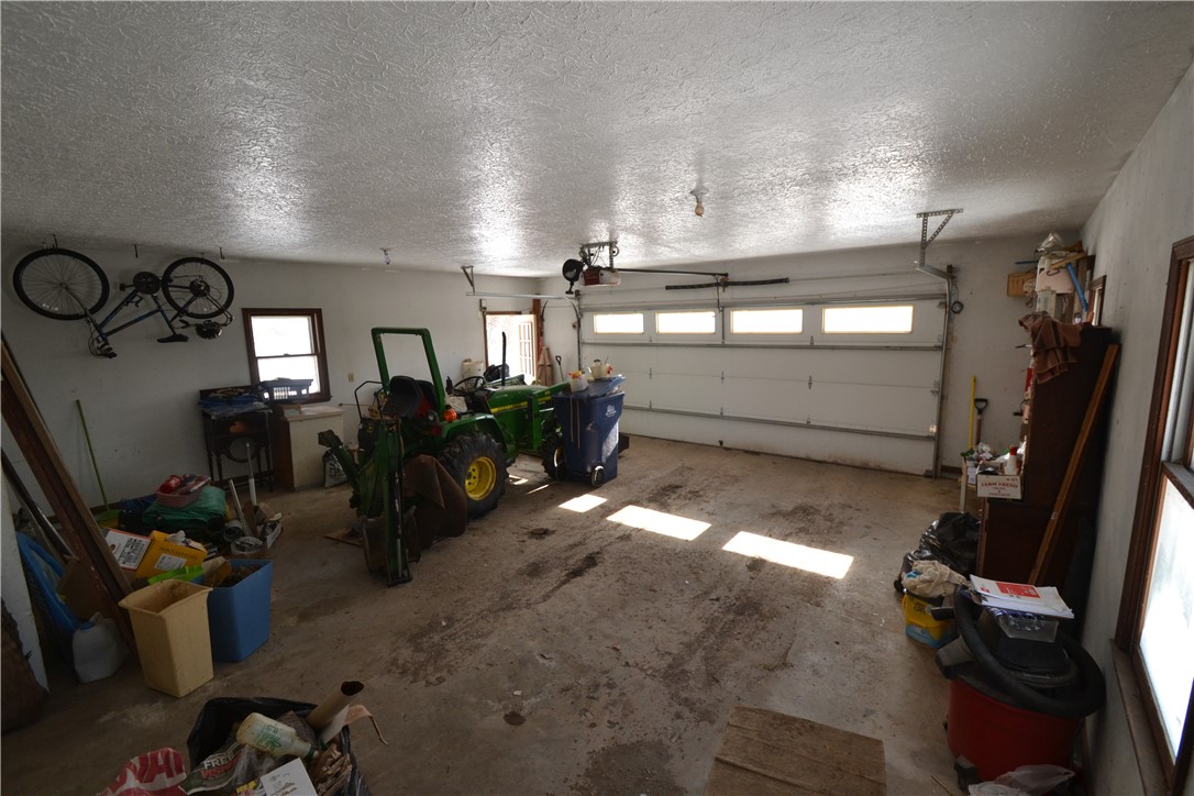 4600 Witherden Road Marion, NY 14505 - Photo 14 of 50 attached Garage