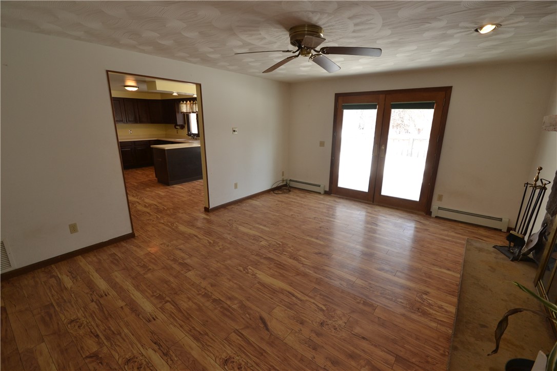 4600 Witherden Road Marion, NY 14505 - Photo 24 of 50 Family room