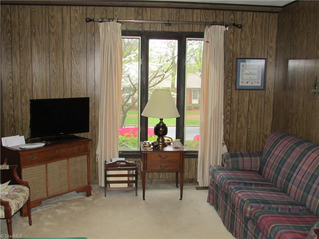 4614 Knightbridge Road Greensboro, NC 27455 - Photo 3 of 11 Gallery Image 3