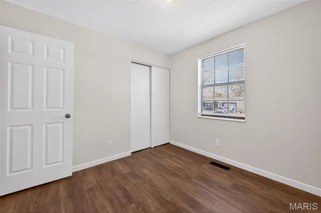 $220,000 | 1915 Laverne Drive, Arnold, MO 63010