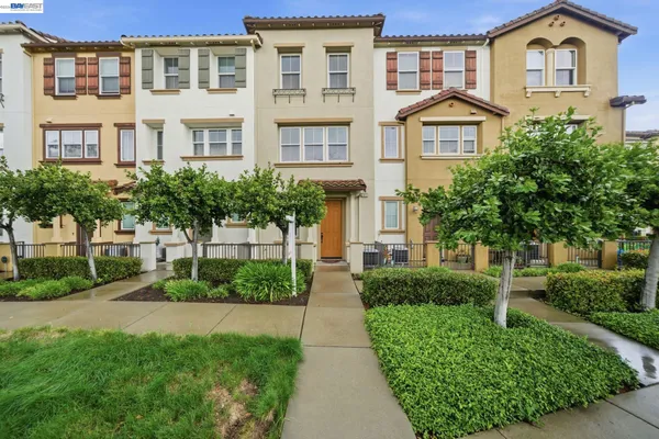 $799,888 | 1012 Martin Luther King Drive, Hayward, CA 94541