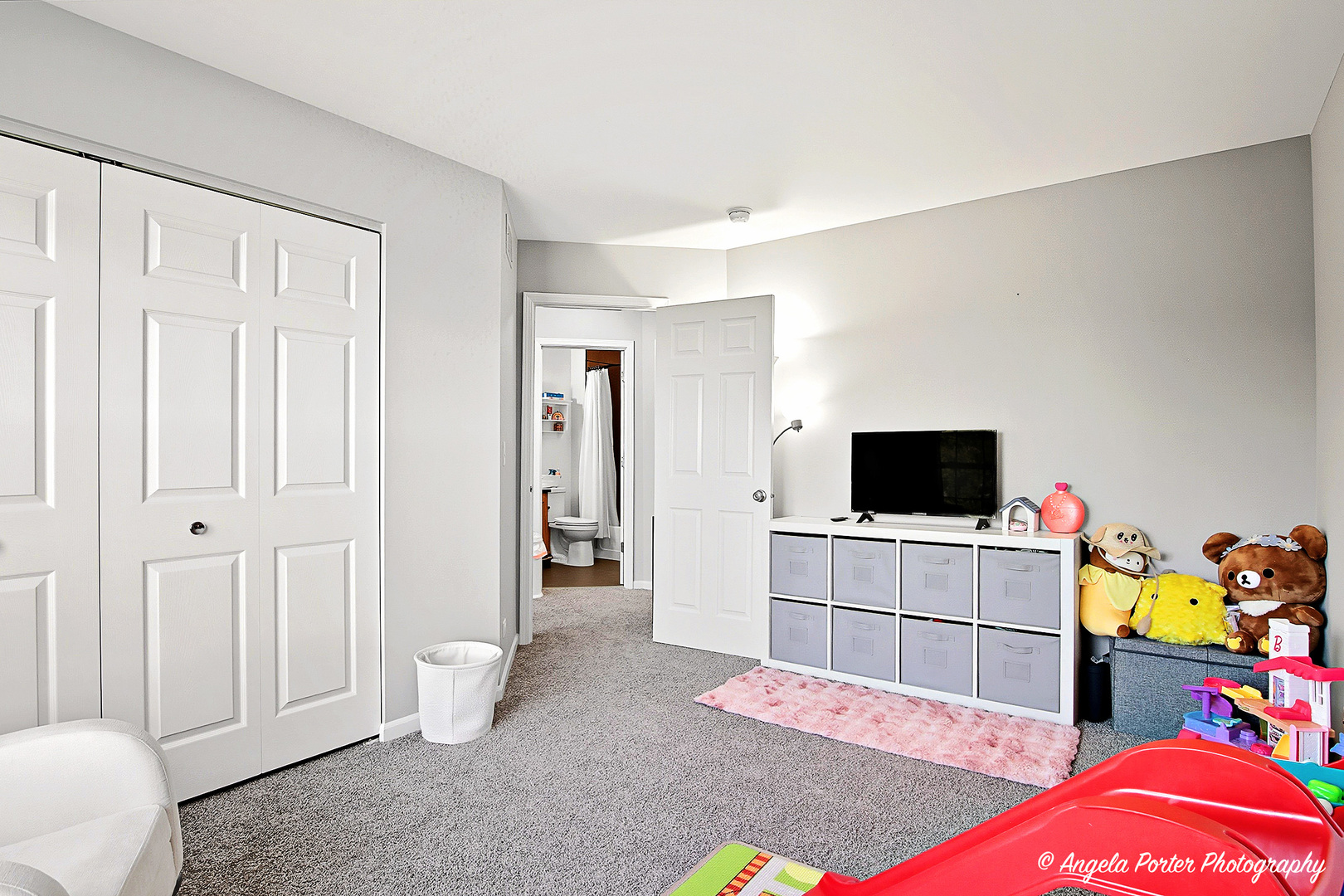 1477 Sedgewood Court Round Lake, IL 60073 - Photo 19 of 29 a bedroom with a bed and flat screen tv