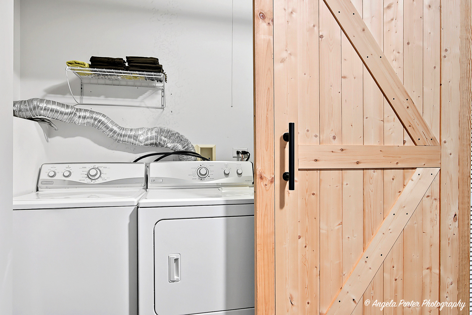 1477 Sedgewood Court Round Lake, IL 60073 - Photo 25 of 29 a view of washer and dryer