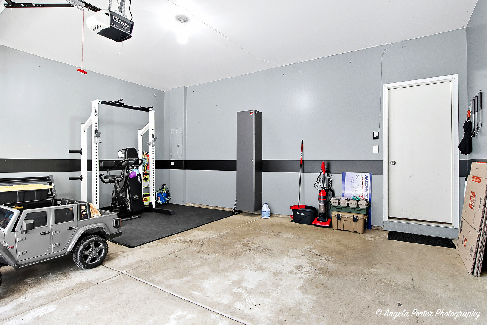 1477 Sedgewood Court Round Lake, IL 60073 - Photo 28 of 29 a view of a room with gym equipment