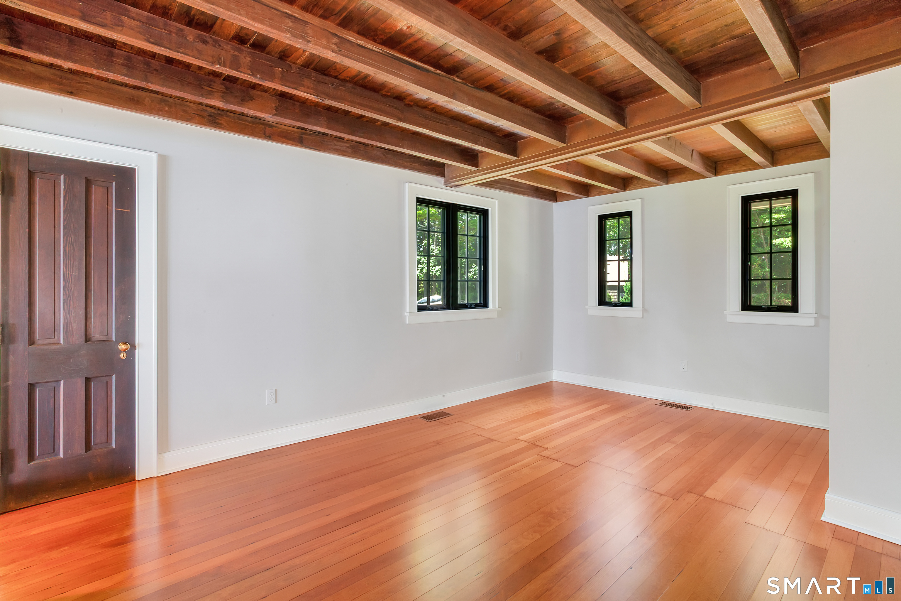 32 Wood Road Branford, CT 06405 - Photo 16 of 40