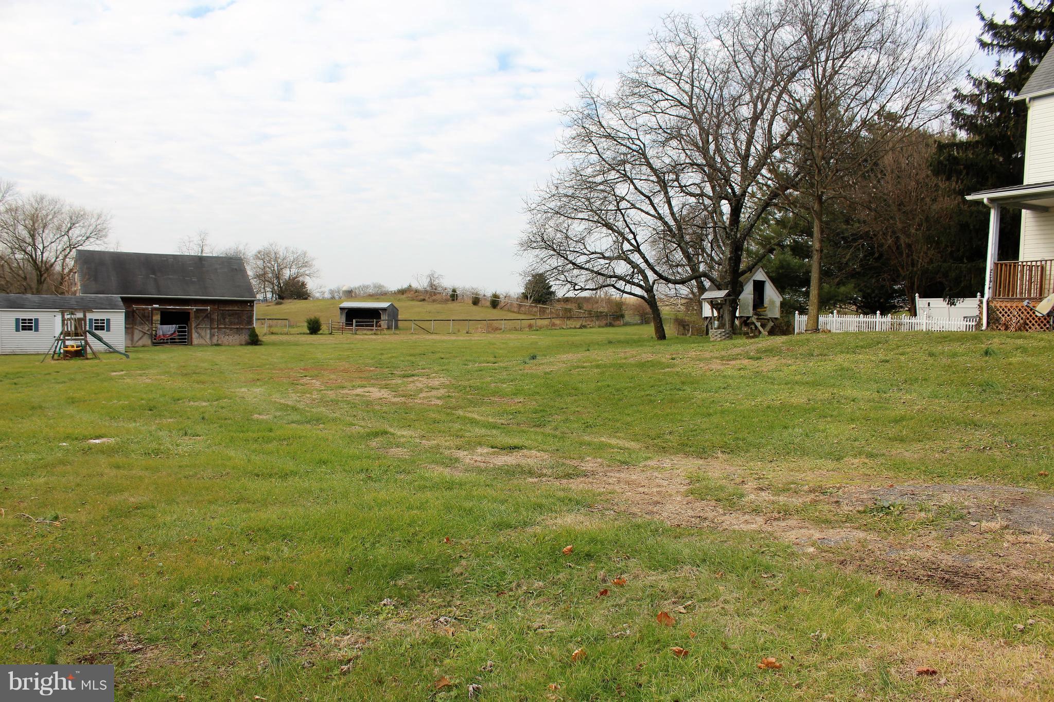 910 Medford Road New Windsor, MD 21776 - Photo 10 of 13 Exterior (General)