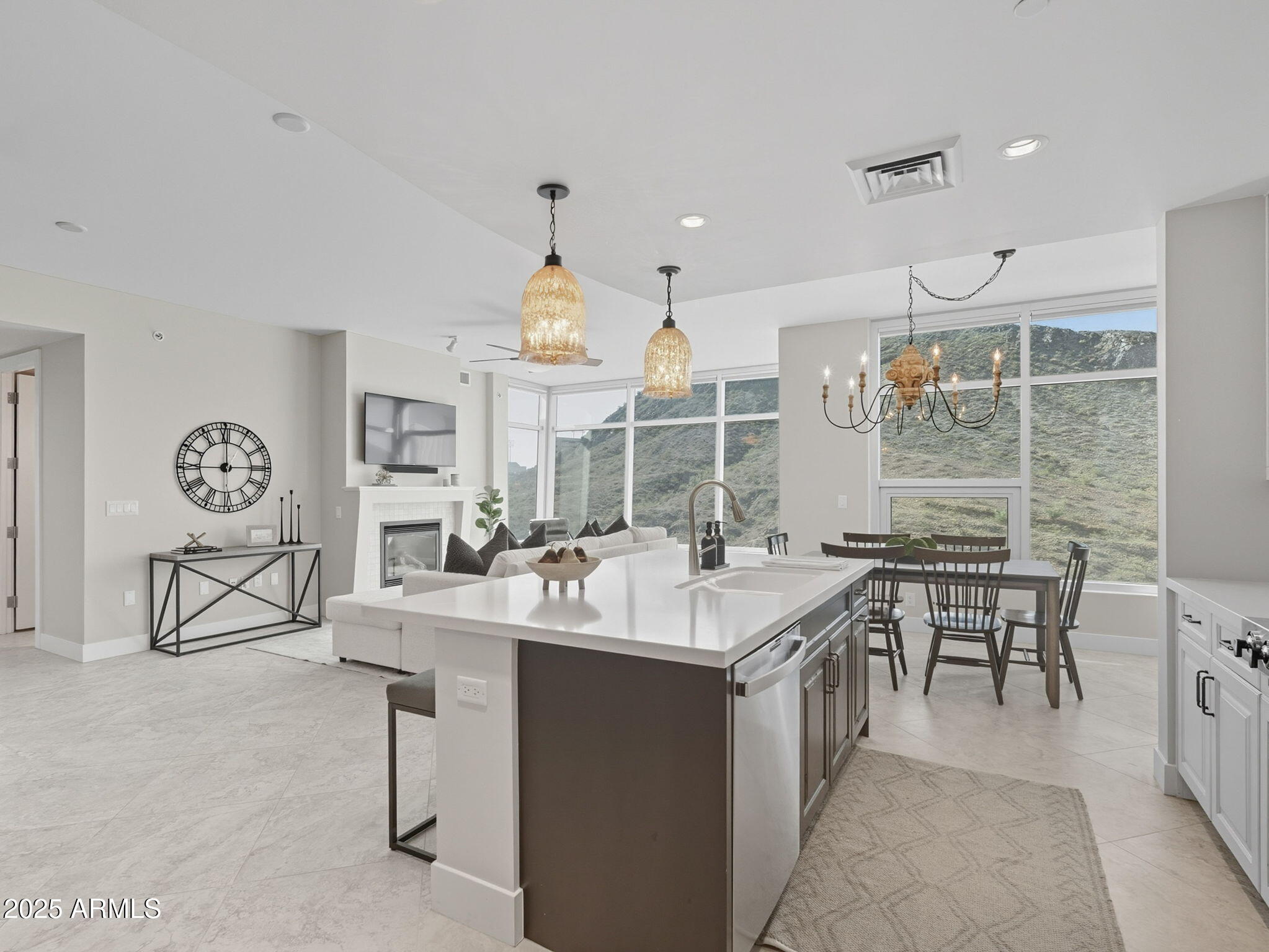140 East Rio Salado Parkway, Unit 512 Tempe, AZ 85281 - Photo 19 of 41 a view of a kitchen with a table and chairs