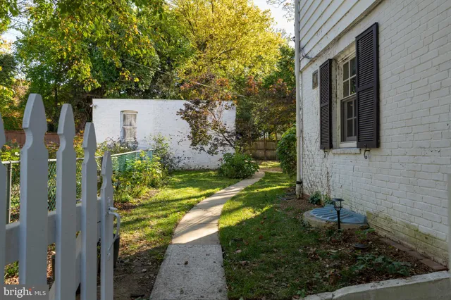 $348,000 | 311 Woodbourne Avenue, Baltimore, MD 21212