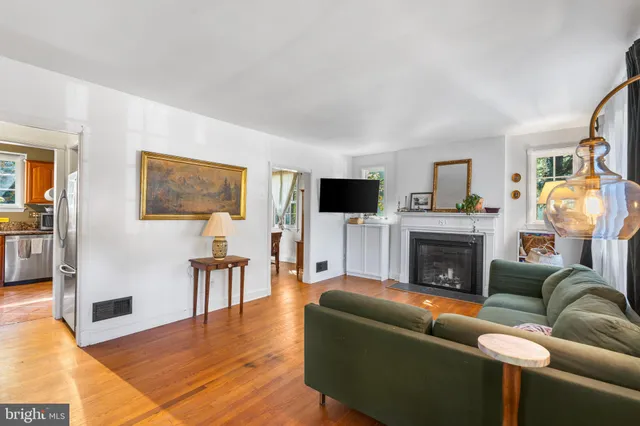 $348,000 | 311 Woodbourne Avenue, Baltimore, MD 21212