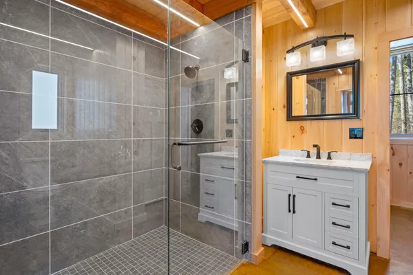 $499,000 | 8 River Road, Detroit, ME 04929