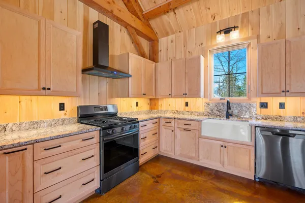 $499,000 | 8 River Road, Detroit, ME 04929