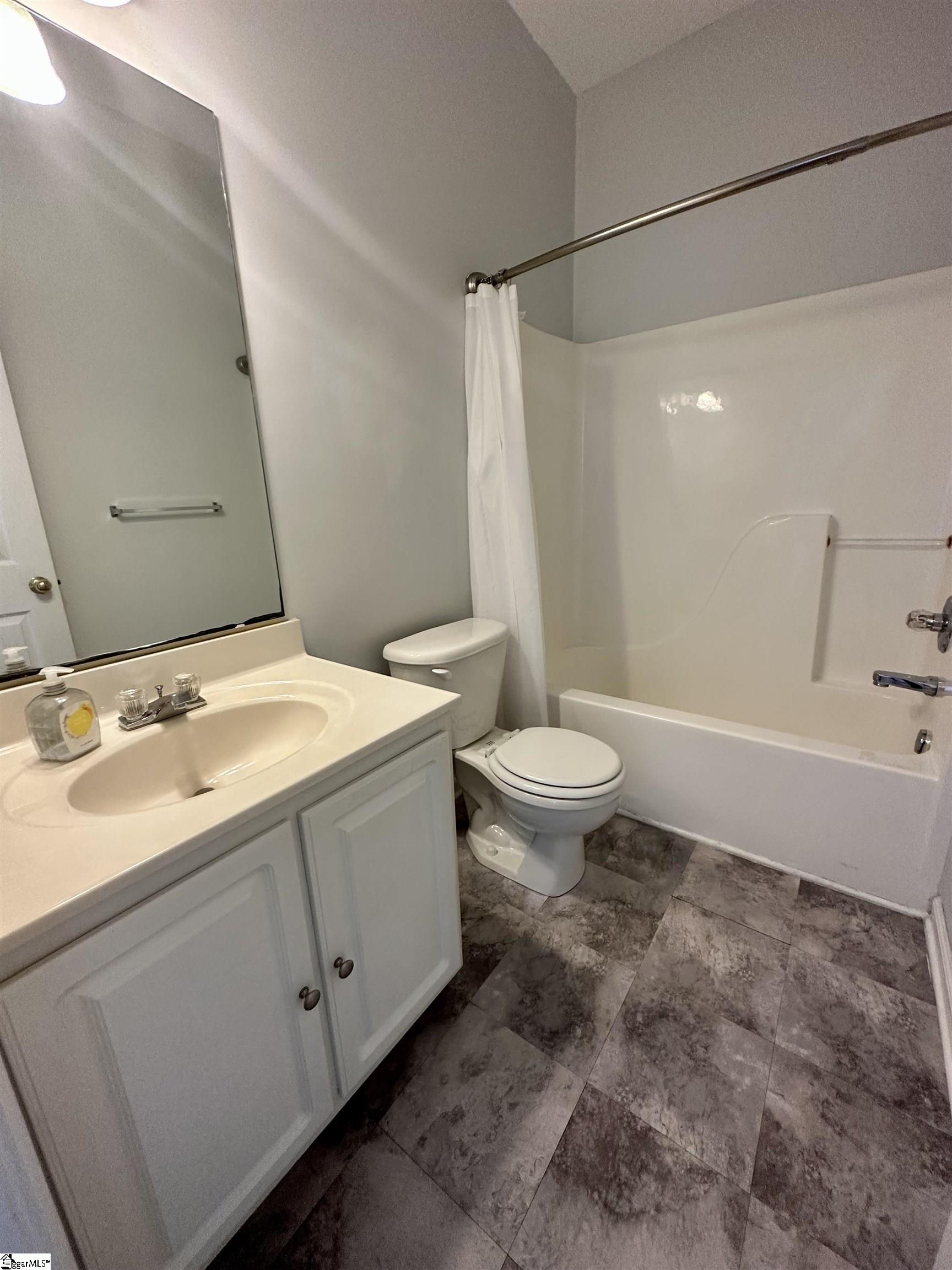 205 Catalan Street Greenville, SC 29607 - Photo 13 of 28