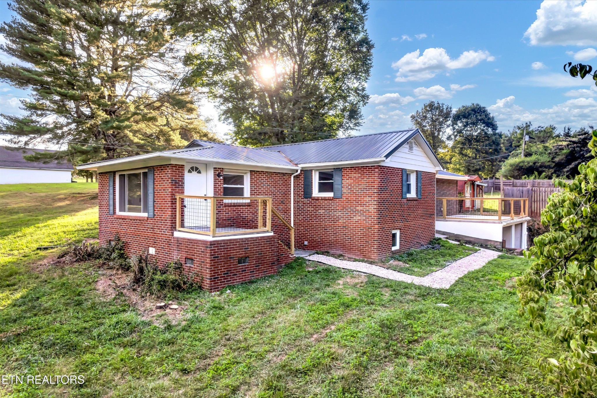 6221 Babelay Road Knoxville, TN 37924 - Photo 1 of 24 Gallery Image 1