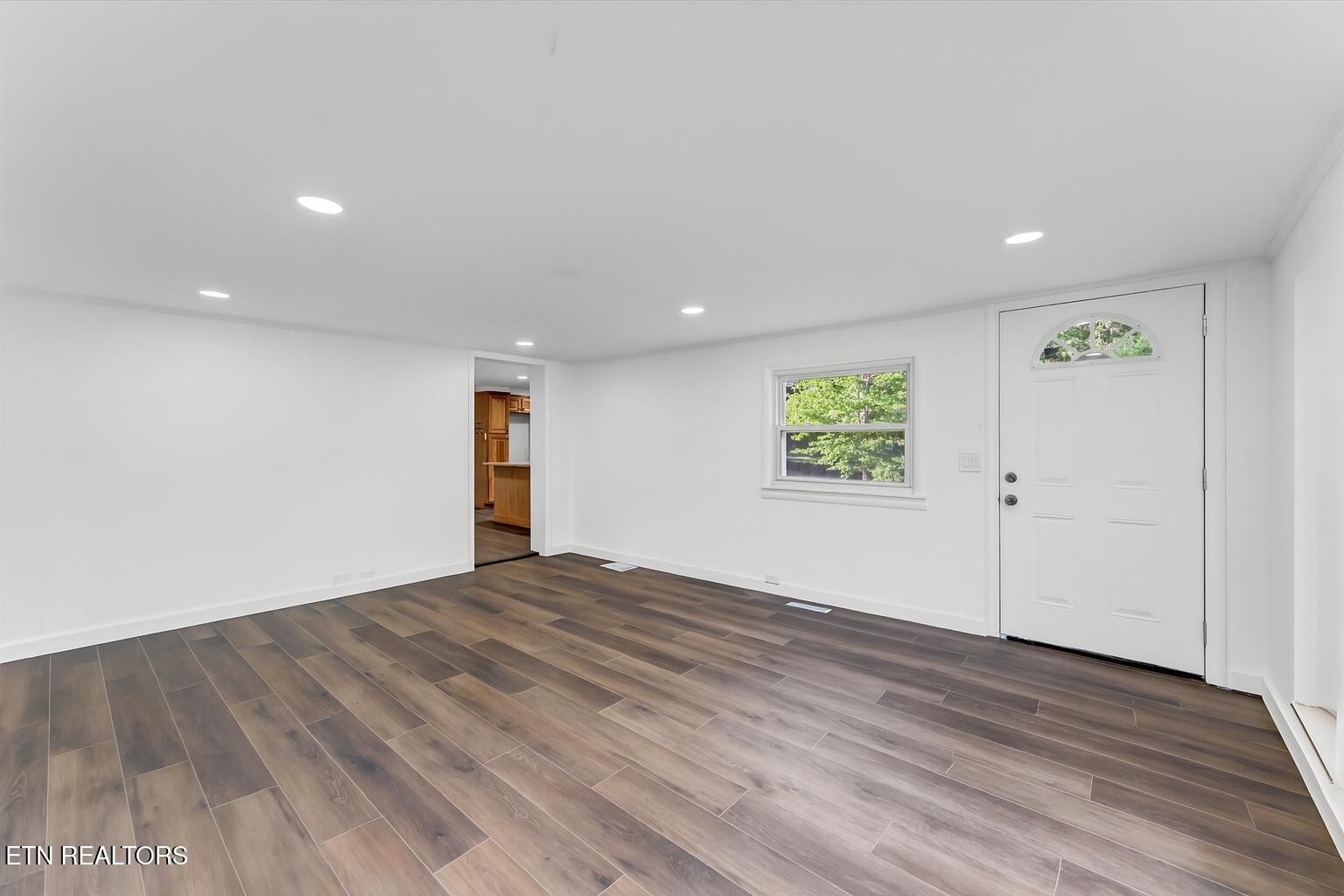 6221 Babelay Road Knoxville, TN 37924 - Photo 4 of 24 Gallery Image 4