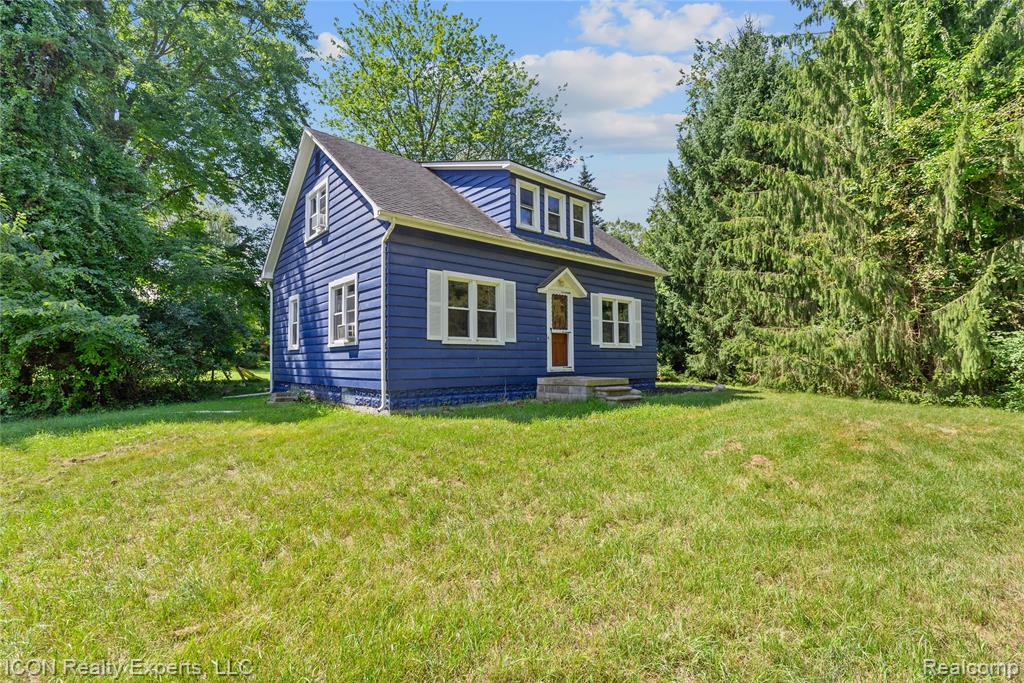 2145 Sexton Road Howell, MI 48843 - Photo 36 of 41