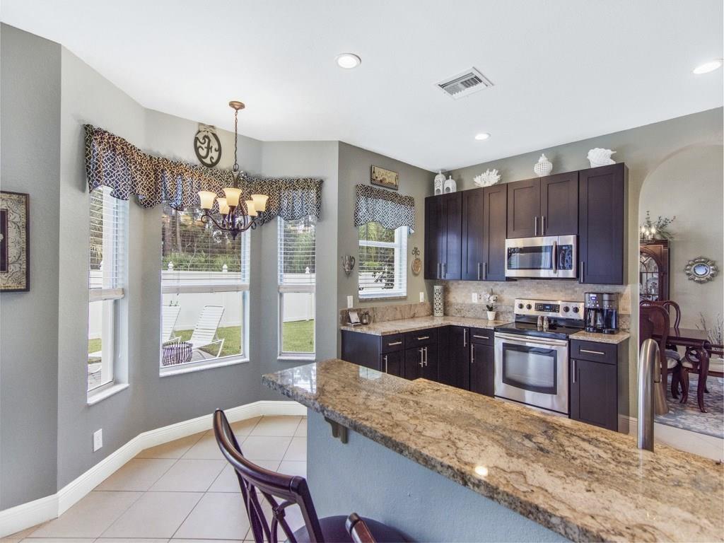 5605 Spanish River Road Fort Pierce, FL 34951 - Photo 12 of 36