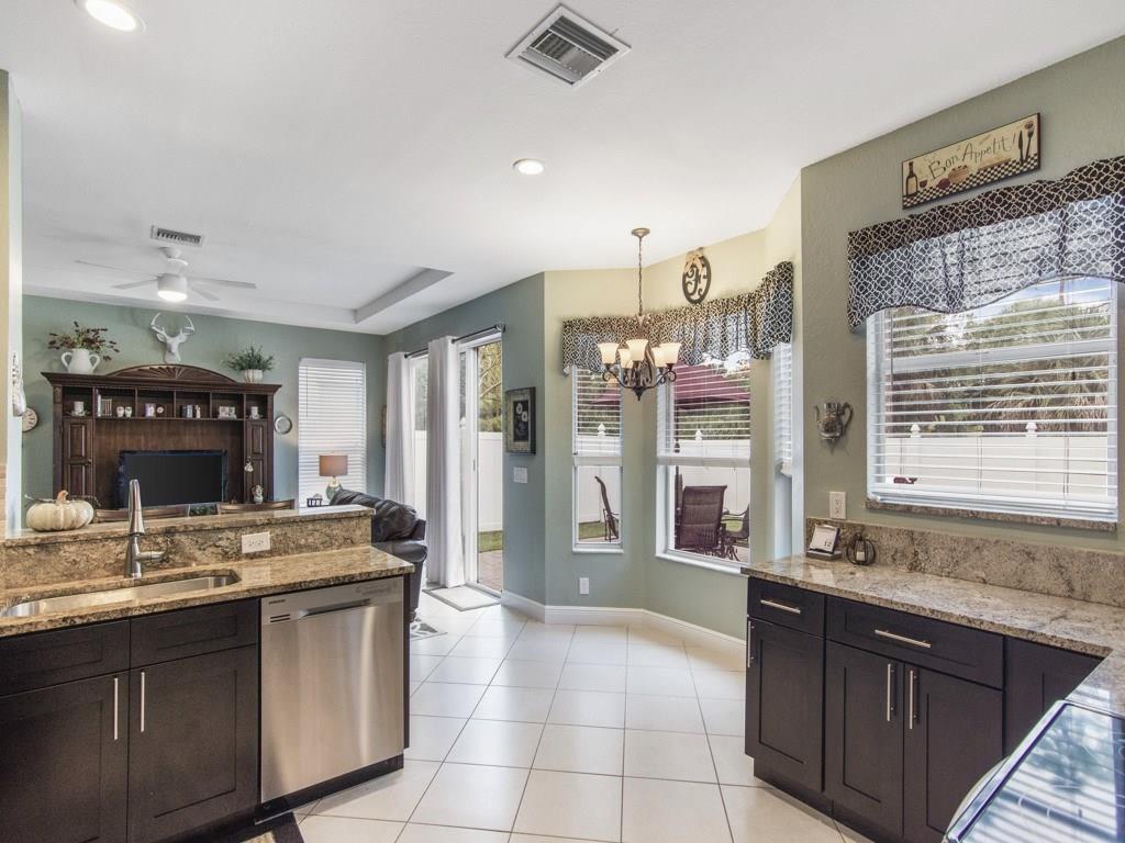 5605 Spanish River Road Fort Pierce, FL 34951 - Photo 8 of 36
