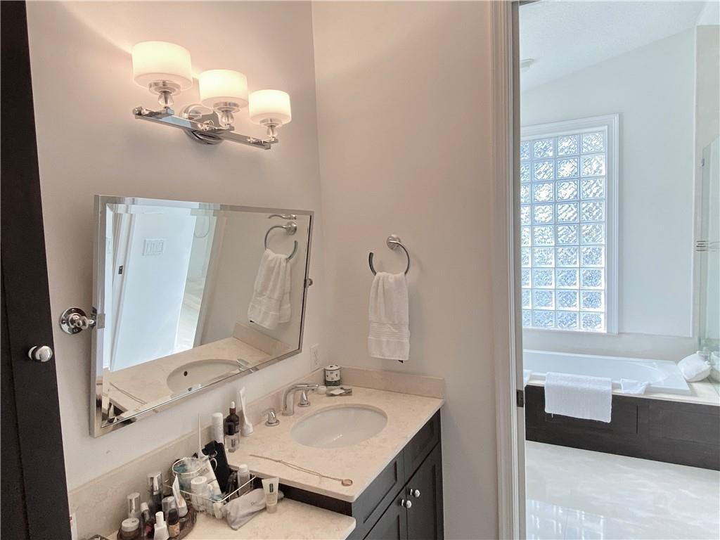 6676 Portside Drive Boca Raton, FL 33496 - Photo 14 of 35 Photo 14