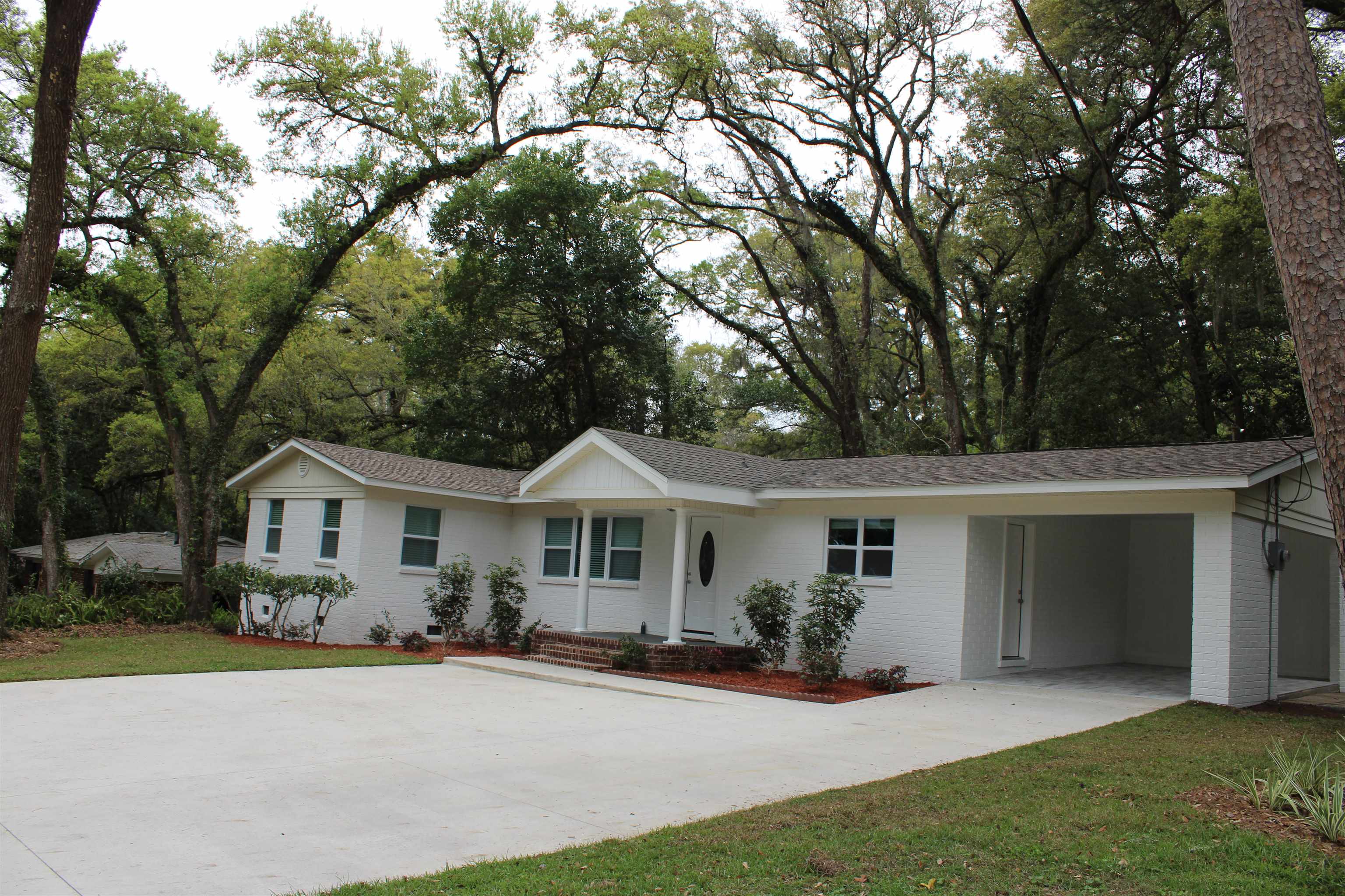 1722 Sharon Road Tallahassee, FL 32303 - Photo 5 of 36