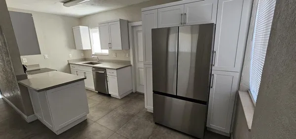 $3,000 | 634 West 35th Street, Hialeah, FL 33012