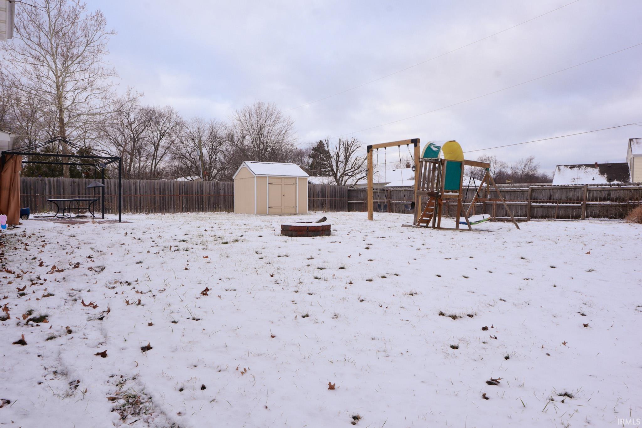 4507 Tamarack Drive Fort Wayne, IN 46835 - Photo 4 of 35